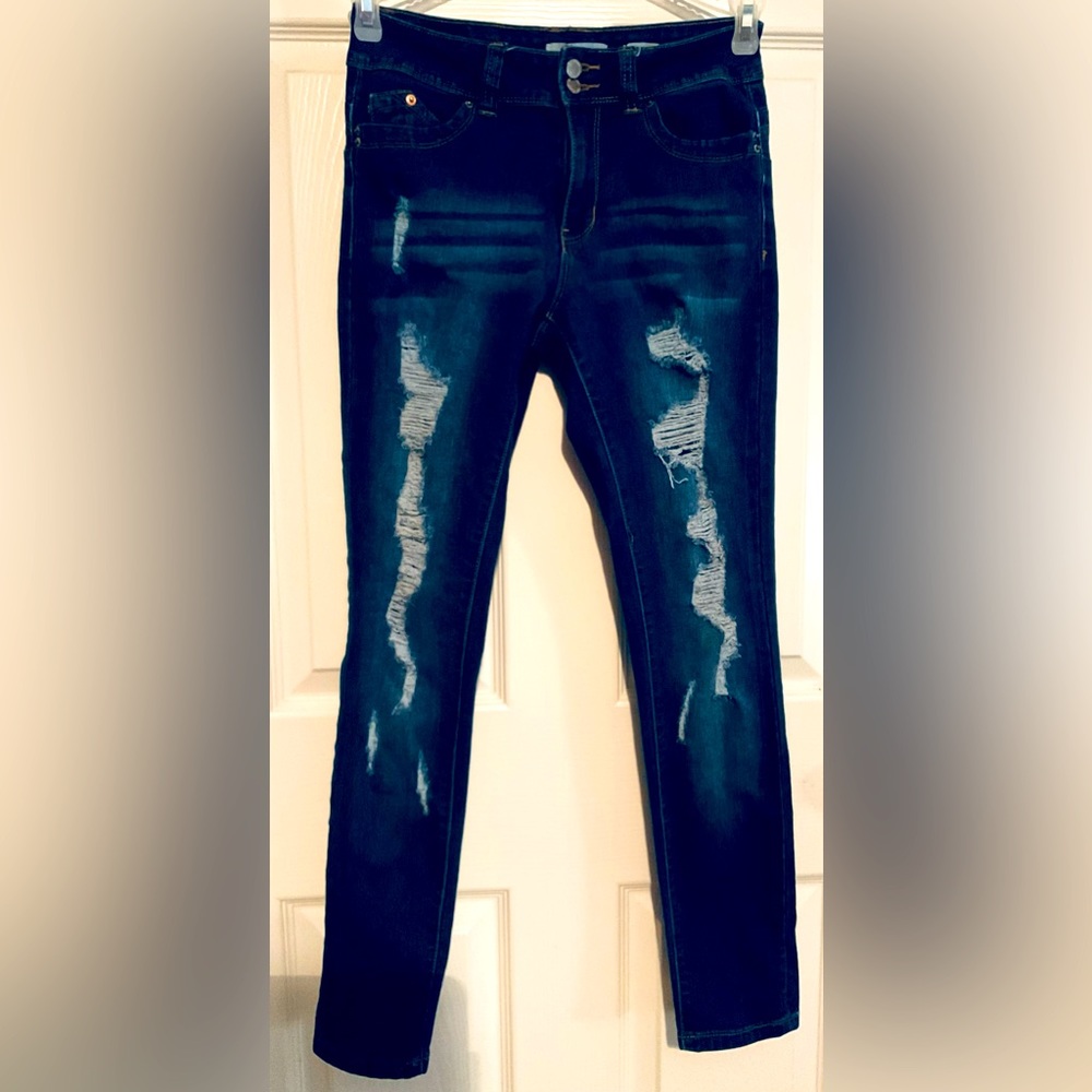 YMI Wanna Betta Butt size 5 jeans
